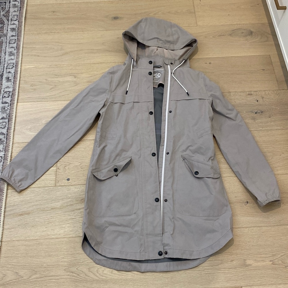 Lightweight waterproof PGD (plenty brand) rain coat. Worn for one season.